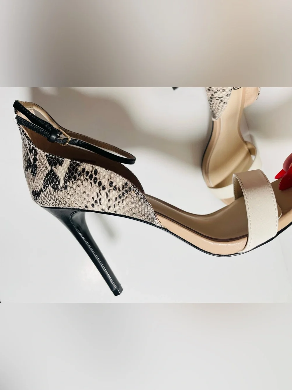 MARCIANO Leather Heels